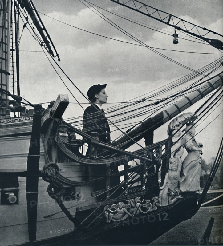 'Figureheads', 1941. Artist: Cecil Beaton.