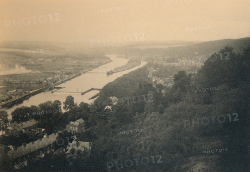 'L'Ile Vas-t'y-frotte', c1900. Artist: Unknown.