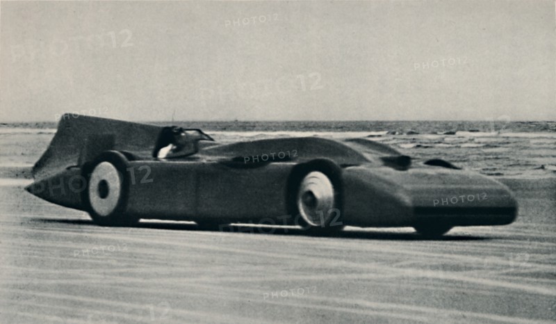 '276 miles an hour on the sands at Daytona', 1937. Artist: Unknown.