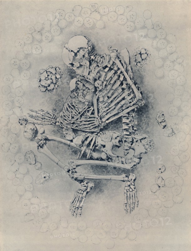 'Crouched Burial in Round Tumulus on Dunstable Downs', 1887, (1946). Artist: Worthington G Smith.