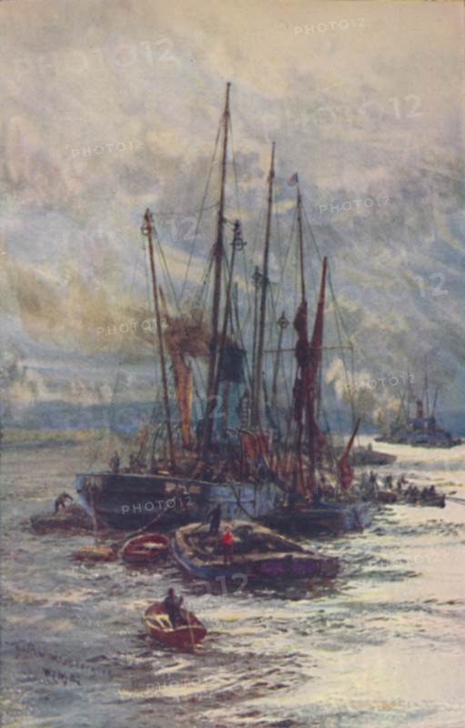 'Unloading Coal into Barges', 1910. Artist: William Lionel Wyllie.