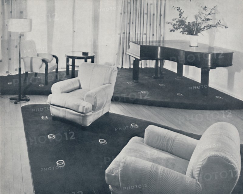 'A lounge, designed and carried out by Ian Henderson & Co., London', 1935. Artist: Unknown.