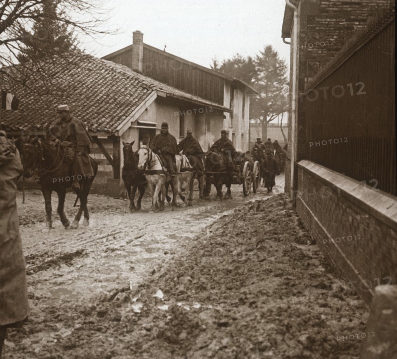 Mounted French soldiers with artillery, c1914-c1918. Artist: Unknown.