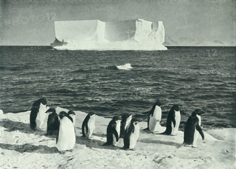 'A Berg Drifting in McMurdo Sound', c1910?1913, (1913).  Artist: Herbert Ponting.