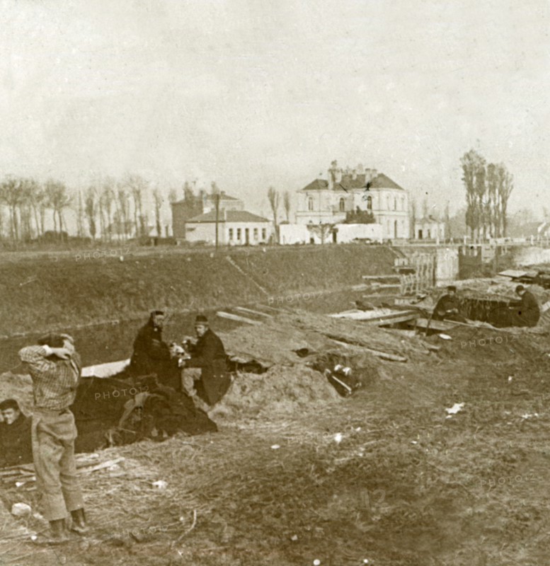 Belgian look-out, Yser, Flanders, Belgium, c1914-c1918. Artist: Unknown.
