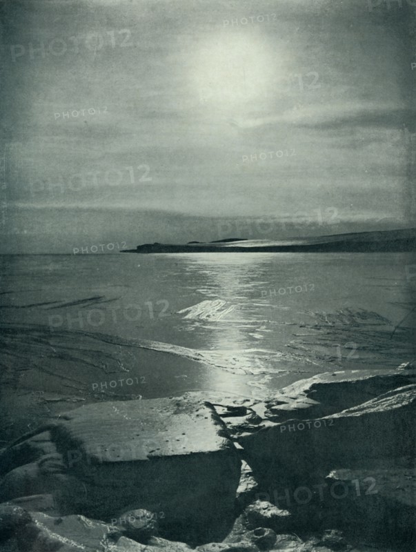 'The Freezing Up of the Sea', c1910?1913, (1913).  Artist: Herbert Ponting.