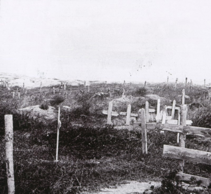 Graves, Massiges, northern France, c1914-c1918.  Artist: Unknown.
