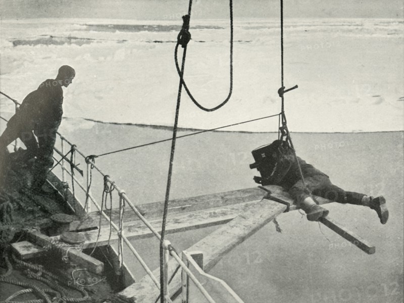 'Ponting Cinematographs The Bow of the 'Terra Nova'', c1910?1913, (1913). Artist: Unknown.