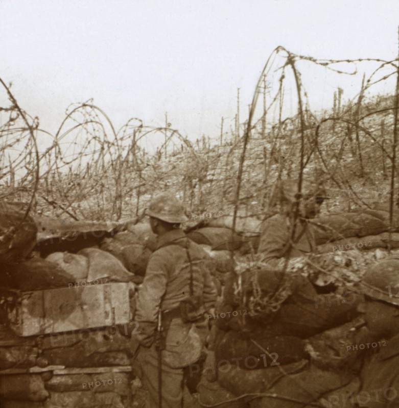 Fosse Froide trench, Champagne, northern France, c1914-c1918. Artist: Unknown.