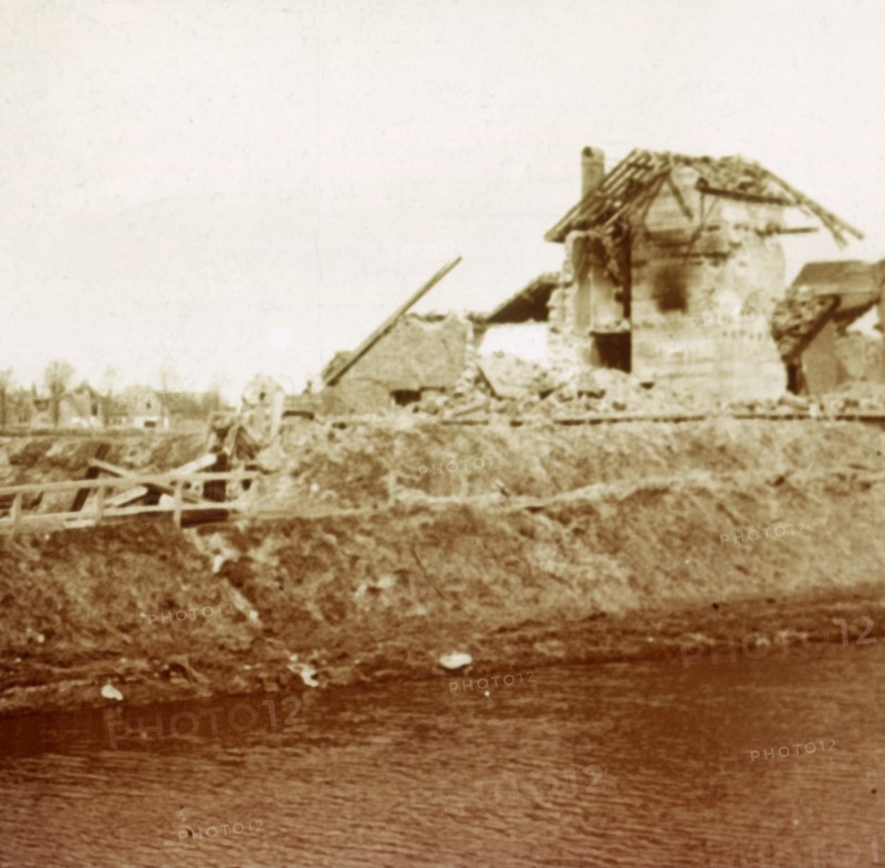 Lock-keeper's house, Nieuwpoort, Flanders, Belgium, c1914-c1918. Artist: Unknown.