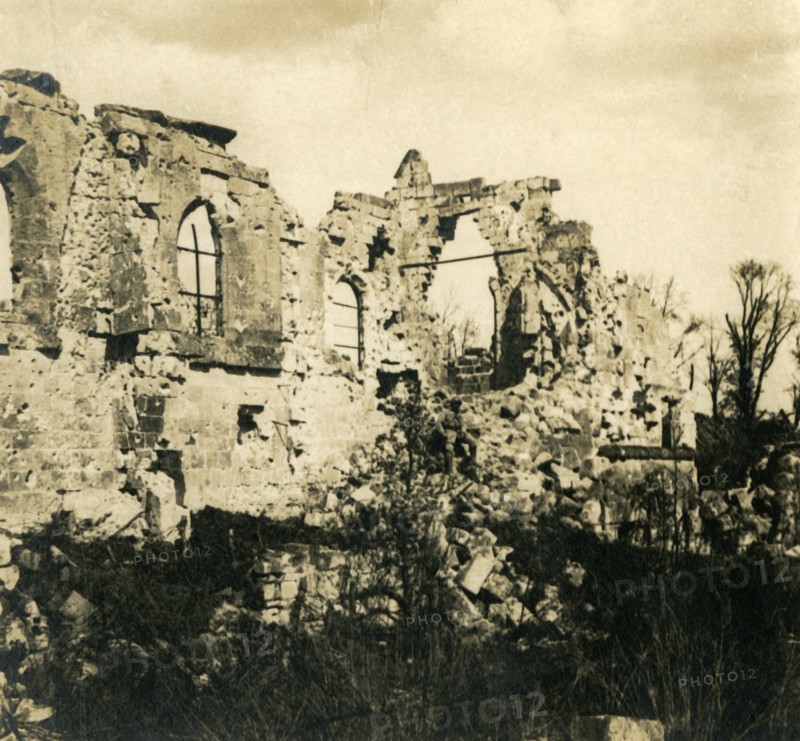 Ruined church at Dreslincourt, northern France, c1914-c1918. Artist: Unknown.
