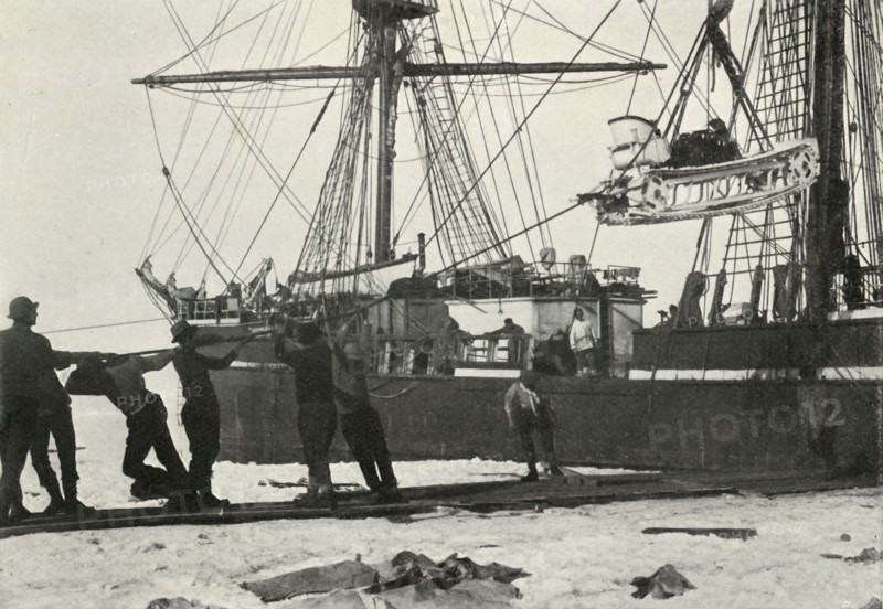 'Landing a Motor-Sledge', c1910?1913, (1913). Artist: Herbert Ponting.
