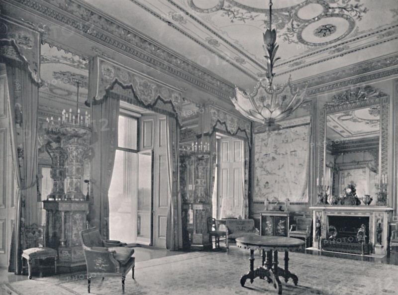 'The Centre Room, Buckingham Palace, South-East Corner', 1939. Artist: Unknown.