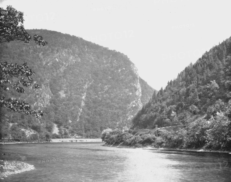 Delaware Water Gap, Monroe County, Pennsylvania, USA, c1900.  Creator: Unknown.