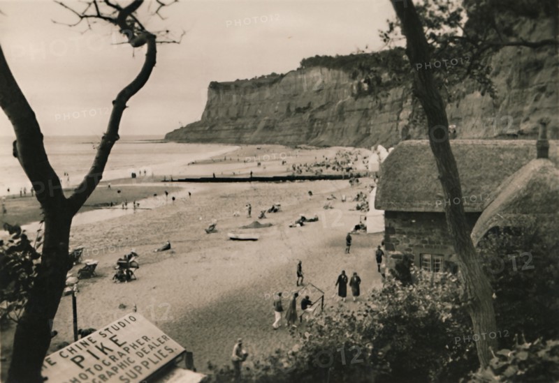 'Sands and Old Shanklin Head, Shanklin, I.W.', c1920. Creator: Unknown.