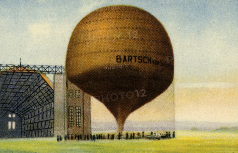 Hans Bartsch von Sigsfeld's altitude research balloon, 1932.  Creator: Unknown.