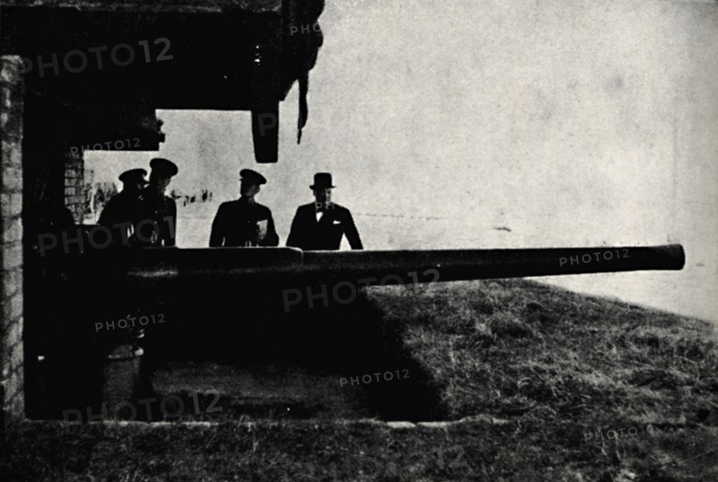 'Inspecting Coastal Defences', c1940, (1945). Creator: Unknown.