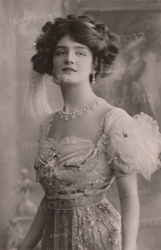 'Miss Lily Elsie, (1886-1962), The Merry Widow".', c1930. Creator: Unknown.