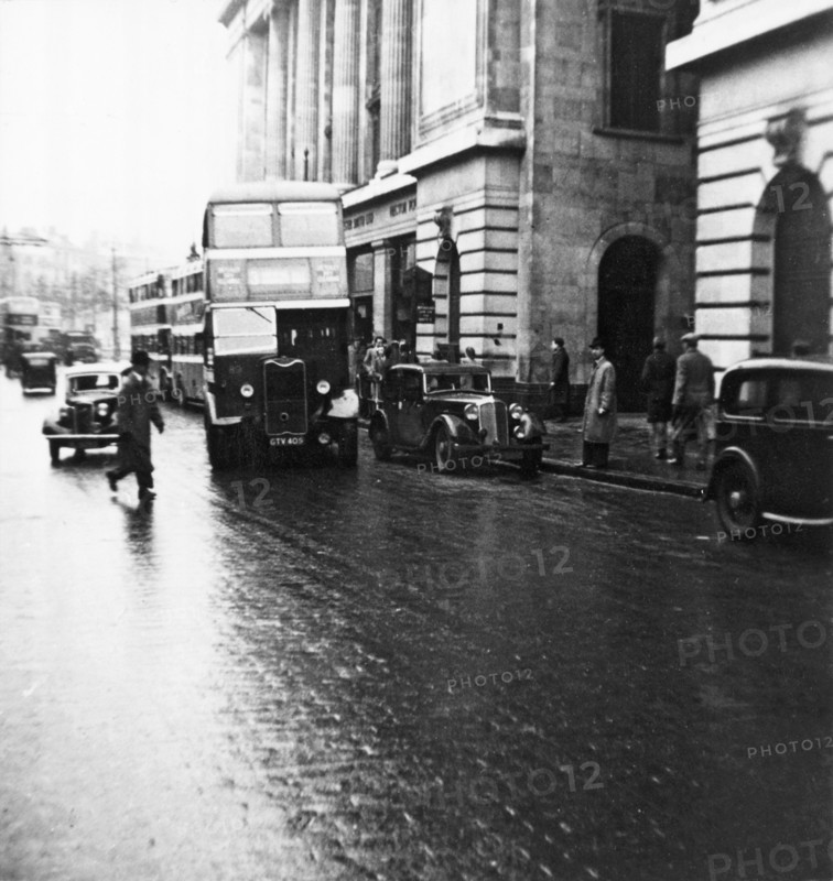 Cheapside, Nottingham, Nottinghamshire, 1946. Artist: Unknown