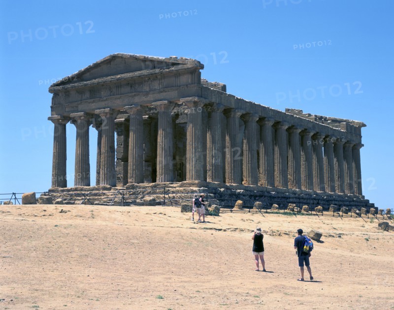 Temple of Concord, Agrigento, Sicily, Italy.