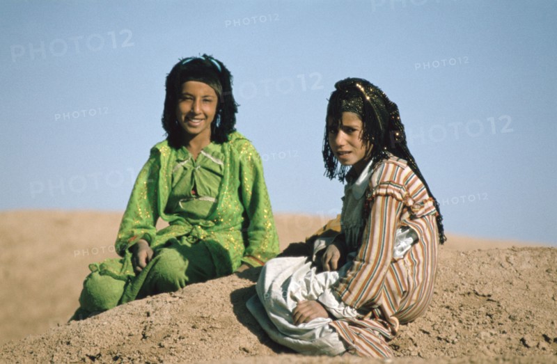 Two shepherdesses, Calah (Nimrud), Iraq, 1977.
