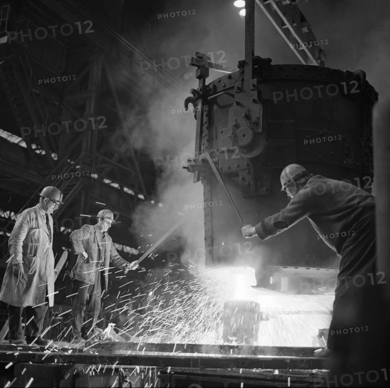 Pouring a two ton casting, Osborn Hadfields Steel Founders, Sheffield, South Yorkshire, 1968. Artist: Michael Walters