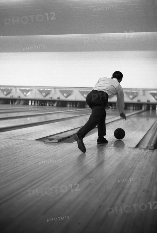 Ten pin bowling, Sheffield, South Yorkshire, 1964. Artist: Michael Walters