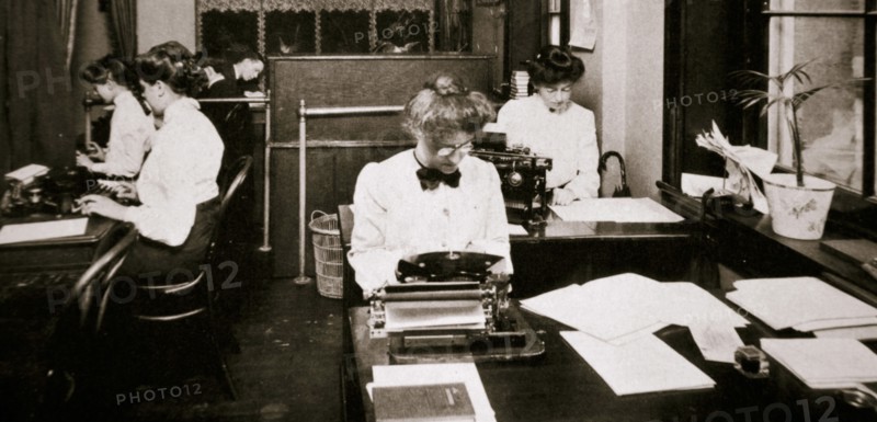 Women working in a typing pool, 1900. Artist: Unknown