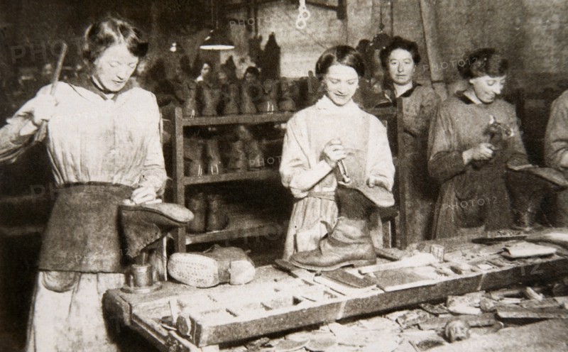Women working in a boot repairing factory, Old Kent Road, London, World War I, c1914-c1918. Artist: S and G