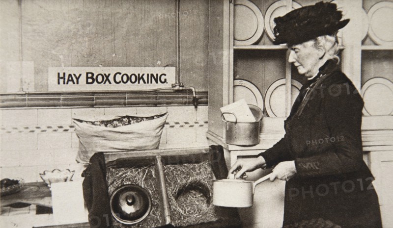 Hay box cooking, World War I, c1914-c1918. Artist: S and G
