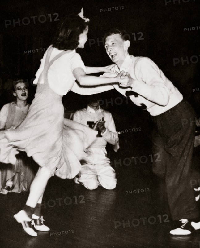 Dancing 'The Big Apple', Glen Island Casino, New Rochelle, New York, USA, 1938. Artist: Unknown