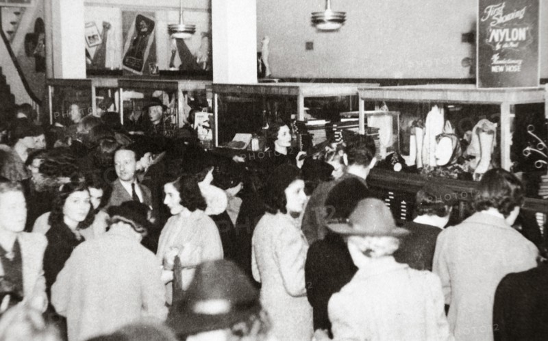 The first experimental sale of nylon stockings, Wilmington, Delaware, USA, 25 October, 1939. Artist: Unknown