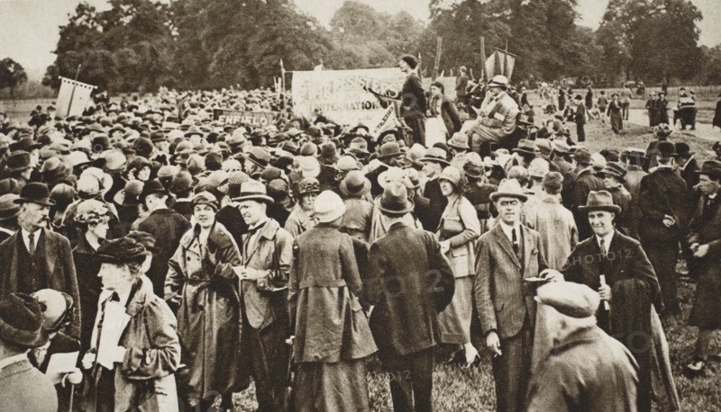 Anti-war meeting at Speakers' Corner, near Marble Arch, Hyde Park, London, c1920s-c1930s(?). Artist: Unknown