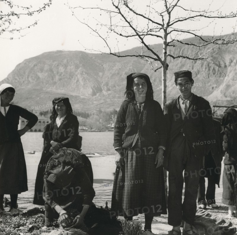 Montenegrins at the market, På Marknad i Kotor, Montenegro, Yugoslavia, 1939. Artist: Unknown