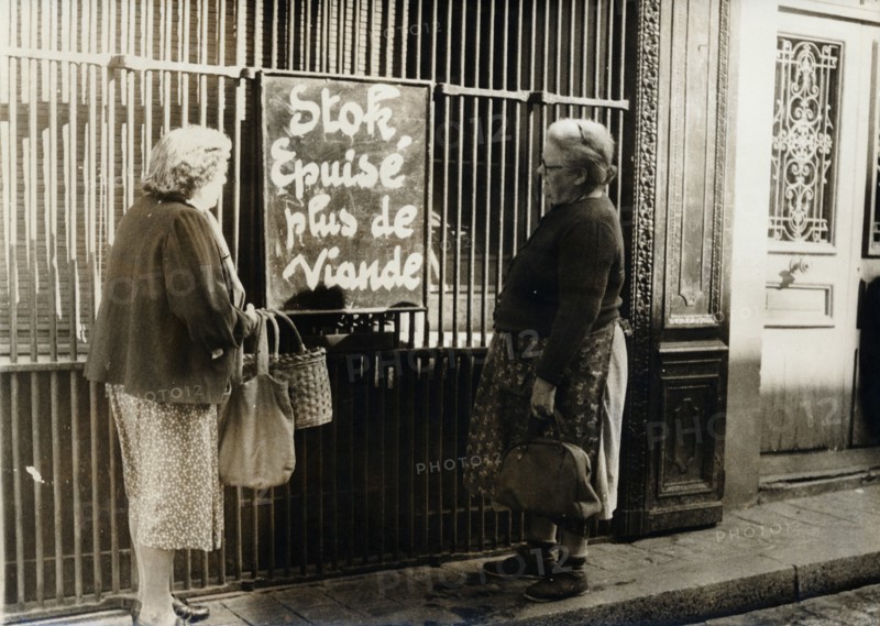 Butcher sold out of meat, Paris, 20th century. Artist: Unknown