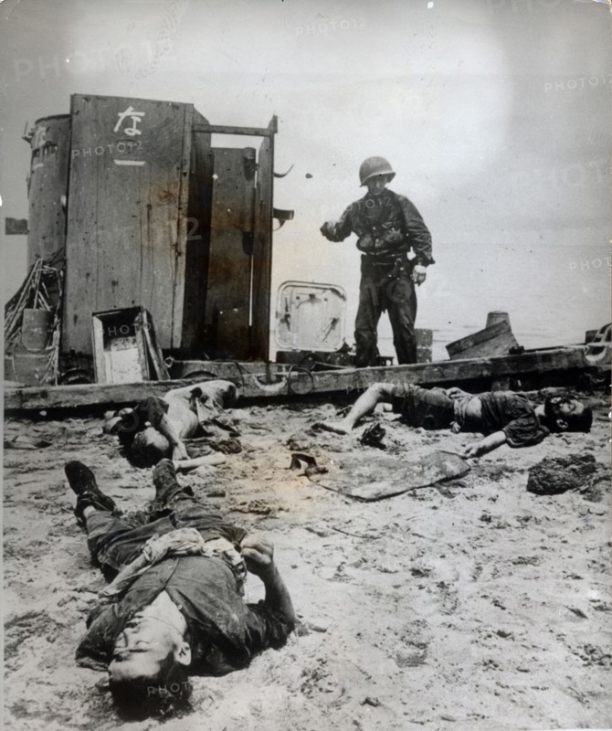 A failed beach landing by Japanese troops, New Guinea, 1943. Artist: Unknown