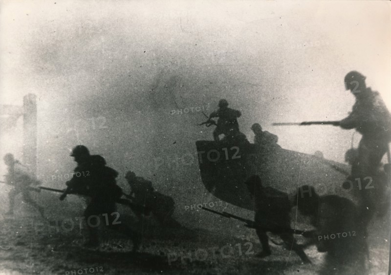 Japanese troops land near Hong kong, 1941. Artist: Unknown