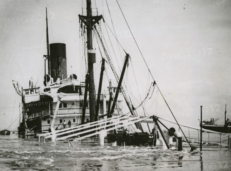 Heavy ship collision in the Elbe, 31st May 1933.  Artist: Unknown.