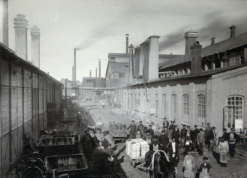 Lysva iron foundry, Russia, 1900s. Artist: Unknown