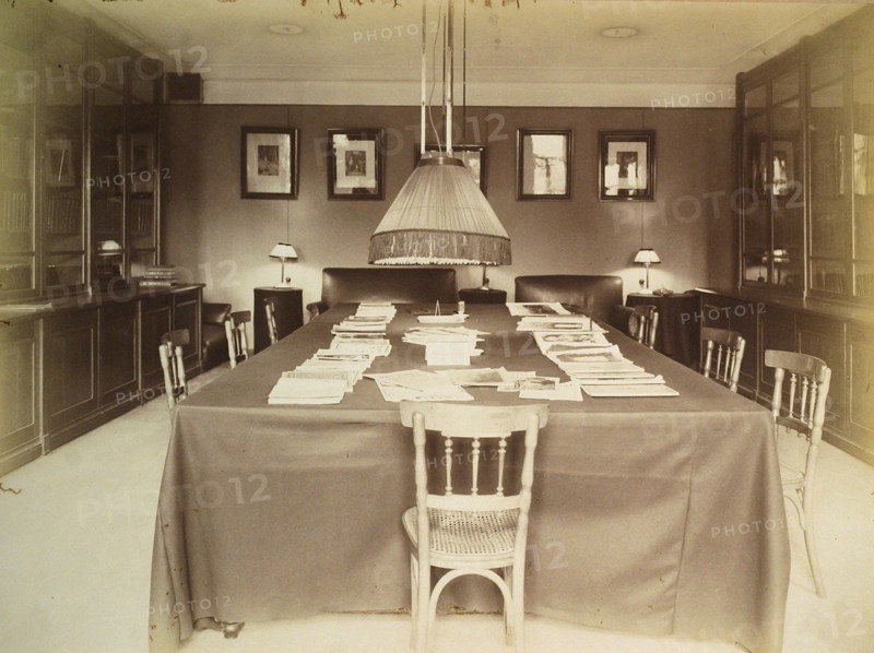 Library, House of the Association of Literature and Arts, Russia, 1910s. Artist: Unknown