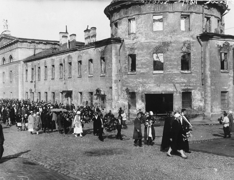 Funeral procession of the poet Alexander Blok, Petrograd, Russia, 10 August 1921. Artist: Unknown