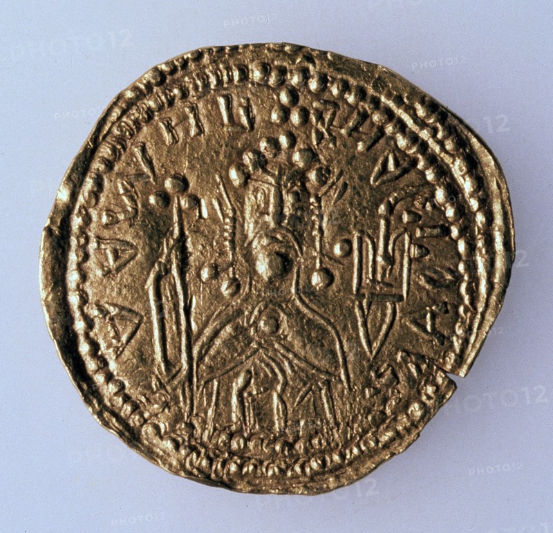 'Coin (Zlatnik) of Grand Duke Vladimir Svyatoslavich', (Averse: Portrait of the ruler), 980-1015. Artist: Unknown