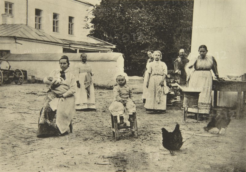 Making jam in the courtyard of Leo Tolstoy's house, Yasnaya Polyana, near Tula, Russia, 1900. Artist: Sophia Tolstaya
