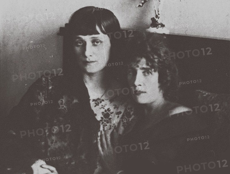 Anna Akhmatova and Olga Glebova-Sudeikina, 1914.