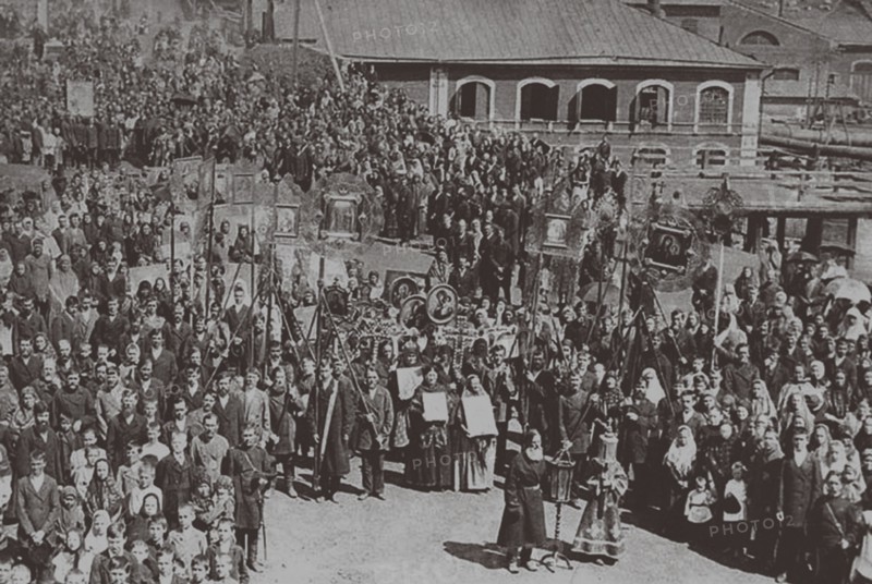 A Crucession in Sysert, 1900s-1910s.