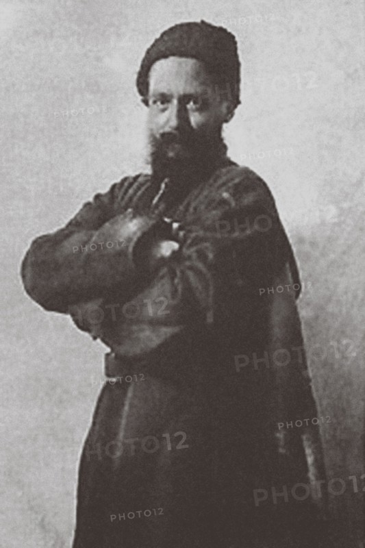 Artist Pavel Shcherbov on the Caucasus, 1900s.
