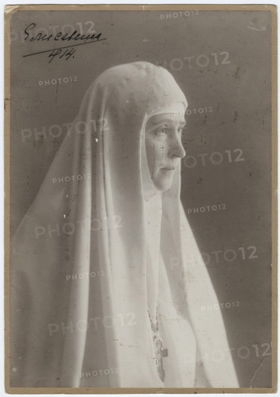 Grand Duchess Elizabeth Fyodorovna in the monastic habit, 1914.