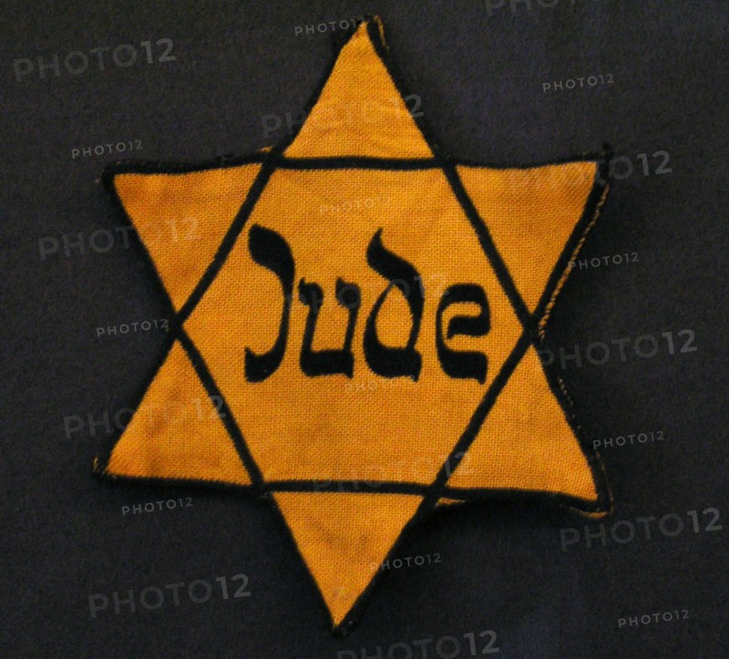 The yellow badge.