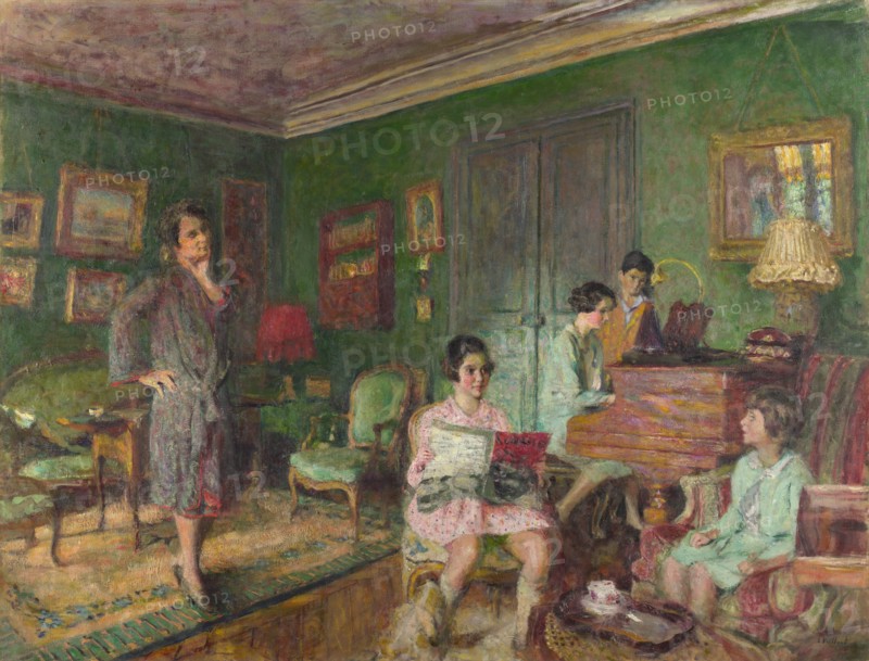 Madame André Wormser and her Children, 1927. Artist: Vuillard, Édouard (1868-1940)