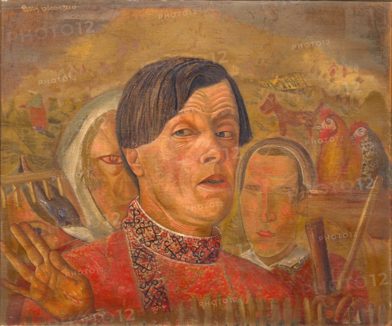 Self-portrait with  the cock and the hen, c. 1924. Artist: Grigoriev, Boris Dmitryevich (1886-1939)